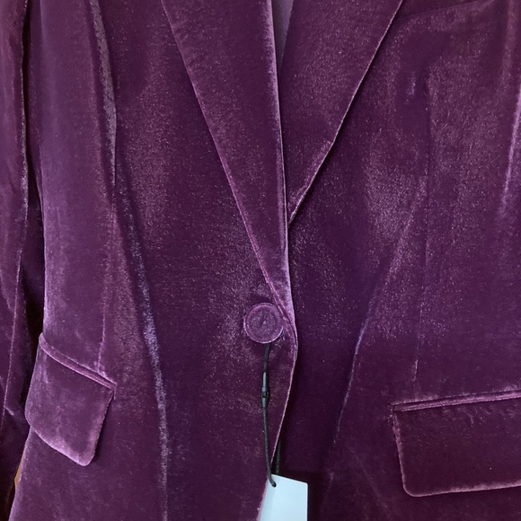 NWT Mango Structured Velvet Burgundy Blazer Sz S - Picture 2 of 4